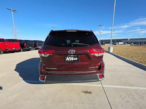 2018 Toyota Highlander Limited