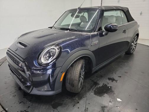MINI Yours Enigmatic Black Metallic 2024 MINI Convertible Cooper S