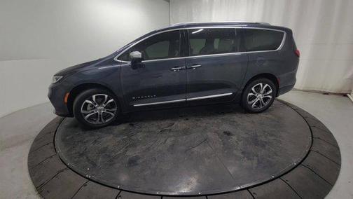 2021 Chrysler Pacifica L