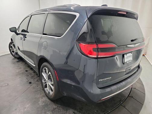 2021 Chrysler Pacifica L