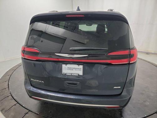 2021 Chrysler Pacifica L