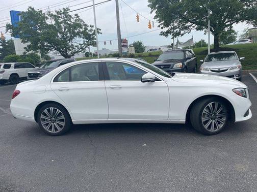 2018 Mercedes-Benz E-Class 4MATIC