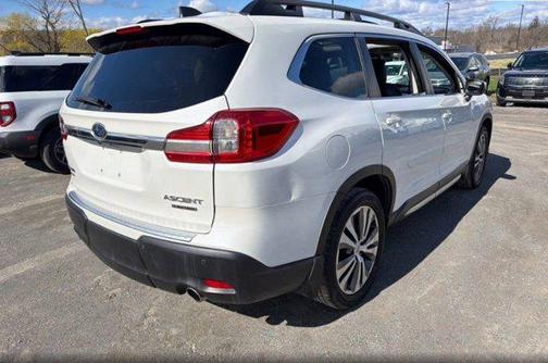 Crystal White Pearl 2021 Subaru Ascent Limited 7-Passenger