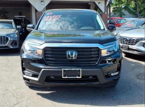 Crystal Black Pearl 2023 Honda Ridgeline RTL