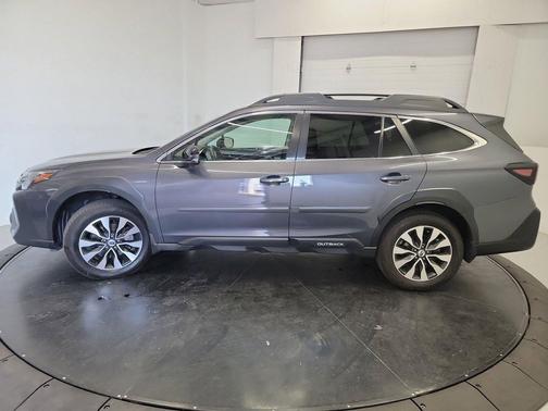 Magnetite Gray Metallic 2023 Subaru Outback Limited