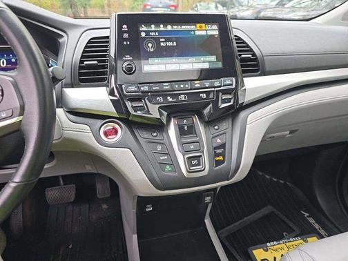 Modern Steel Metallic 2024 Honda Odyssey EX-L