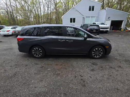 Modern Steel Metallic 2024 Honda Odyssey EX-L