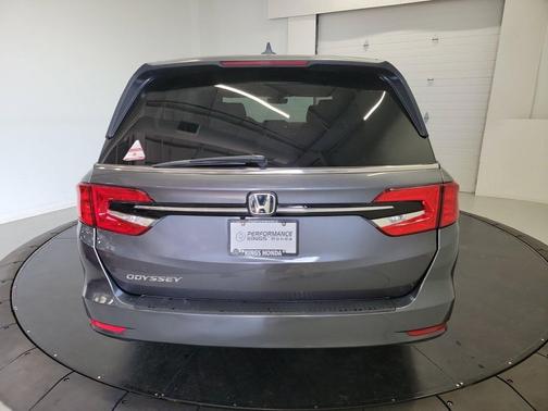 Modern Steel Metallic 2024 Honda Odyssey EX-L