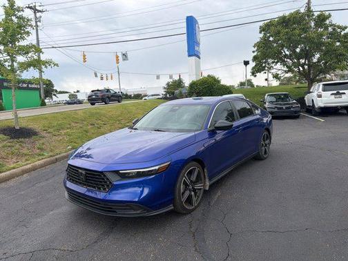 Still Night Pearl 2023 Honda Accord Hybrid Sport