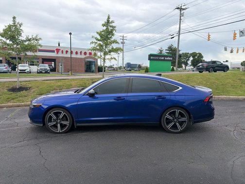 Still Night Pearl 2023 Honda Accord Hybrid Sport