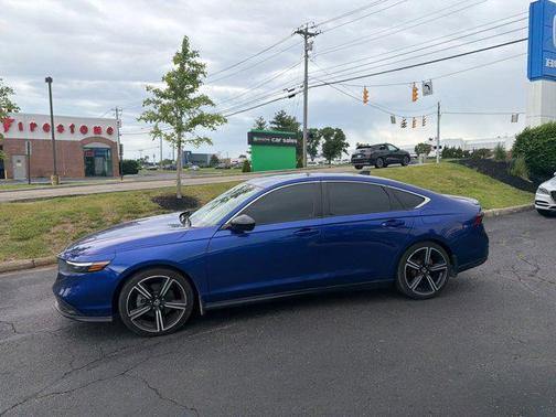 Still Night Pearl 2023 Honda Accord Hybrid Sport