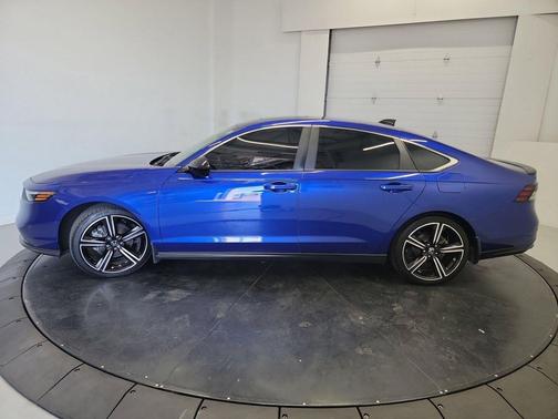 Still Night Pearl 2023 Honda Accord Hybrid Sport