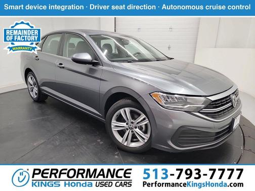 Gray 2022 Volkswagen Jetta 1.5T SE