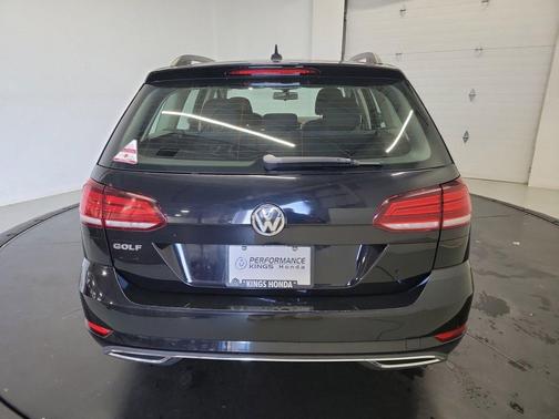 Deep Black Pearl 2019 Volkswagen Golf SportWagen TSI S