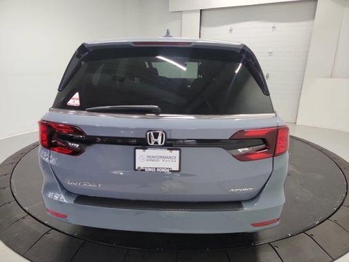Sonic Gray Pearl 2023 Honda Odyssey Sport