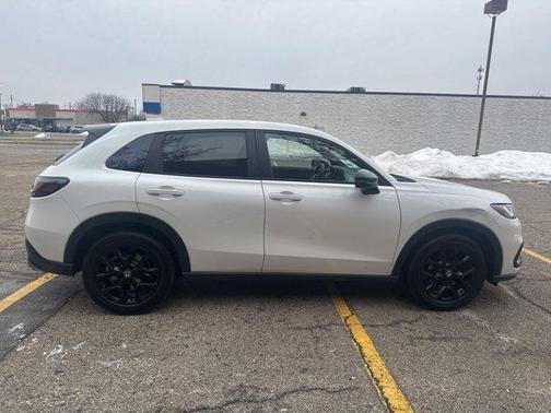 2023 Honda HR-V AWD Sport