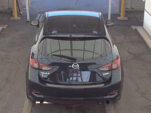 2018 Mazda Mazda3 Touring