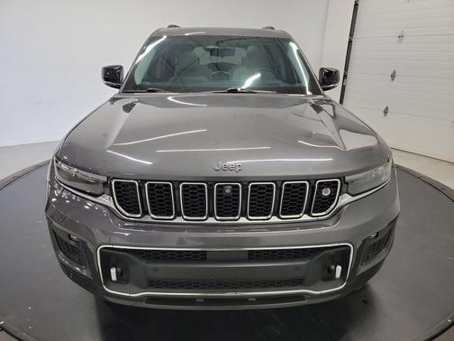 Baltic Gray Metallic Clearcoat 2022 Jeep Grand Cherokee L Overland