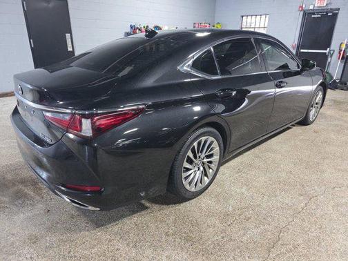 2019 Lexus ES 350 Luxury