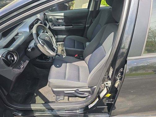 2015 Toyota Prius c One