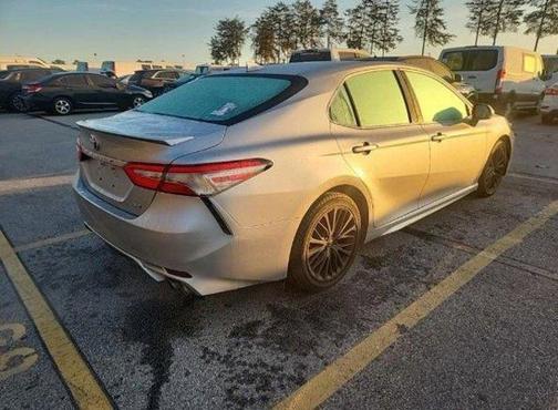 2019 Toyota Camry SE