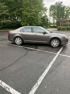 Sterling Gray Metallic 2011 Ford Fusion SE