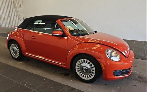 Orange Metallic 2016 Volkswagen Beetle 1.8T