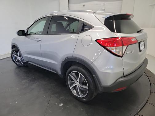 Lunar Silver Metallic 2021 Honda HR-V EX