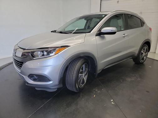 Lunar Silver Metallic 2021 Honda HR-V EX