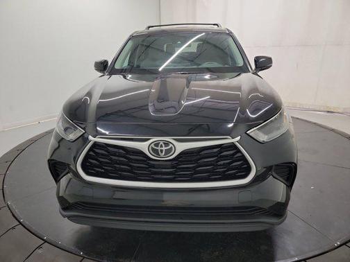 2022 Toyota Highlander L