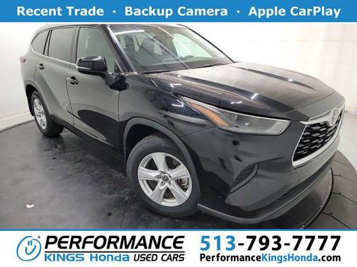 Midnight Black Metallic 2022 Toyota Highlander L