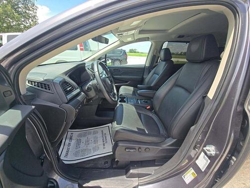 Gray 2025 Honda Odyssey EX-L