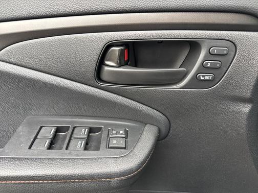 Sonic Gray Pearl 2024 Honda Passport AWD TrailSport
