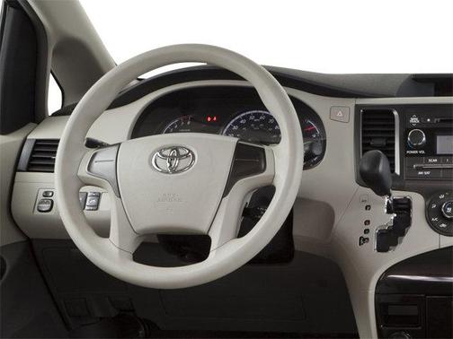 Silver Sky Metallic 2013 Toyota Sienna XLE