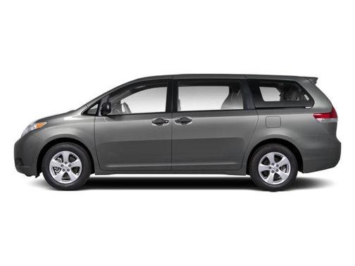 Silver Sky Metallic 2013 Toyota Sienna XLE