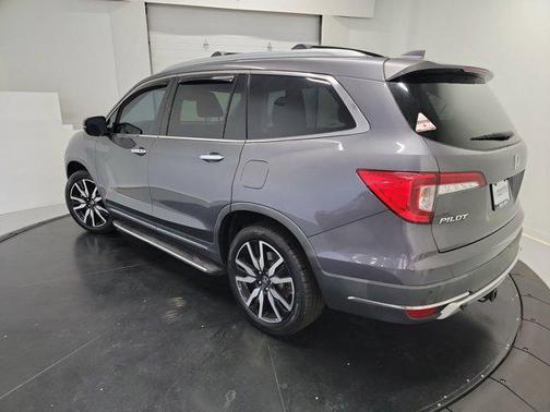 2019 Honda Pilot Touring 8-Passenger