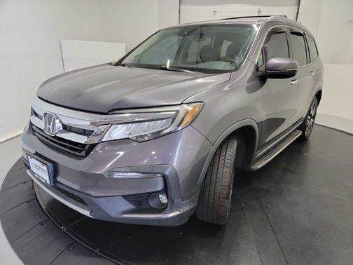 2019 Honda Pilot Touring 8-Passenger