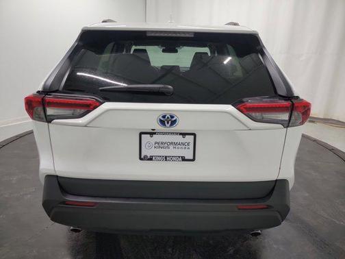 2021 Toyota RAV4 Hybrid LE