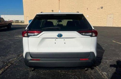 2021 Toyota RAV4 Hybrid LE