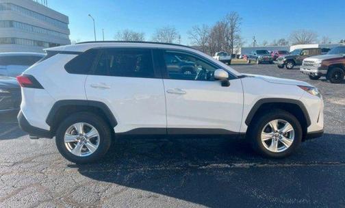 2021 Toyota RAV4 Hybrid LE