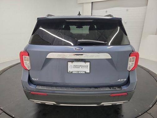 Infinite Blue Metallic Tinted Clearcoat 2021 Ford Explorer XLT