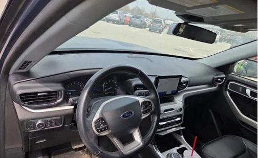 Infinite Blue Metallic Tinted Clearcoat 2021 Ford Explorer XLT