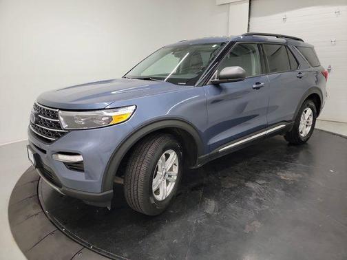 Infinite Blue Metallic Tinted Clearcoat 2021 Ford Explorer XLT