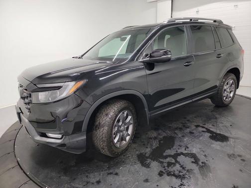 Crystal Black Pearl 2024 Honda Passport AWD TrailSport
