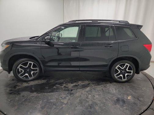 2023 Honda Passport AWD Elite