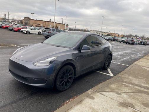 2023 Tesla Model Y Long Range Dual Motor All-Wheel Drive