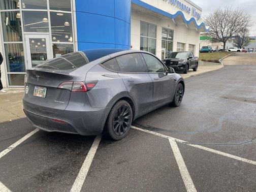 2023 Tesla Model Y Long Range Dual Motor All-Wheel Drive