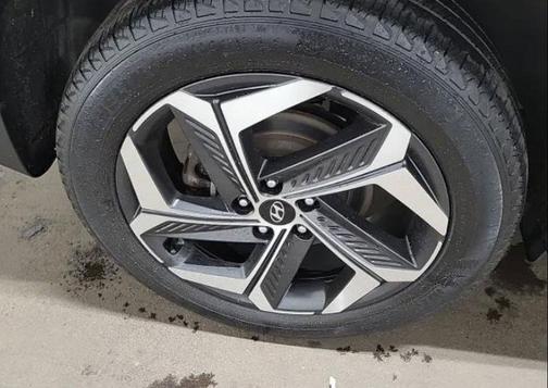 Shimmering Silver 2023 Hyundai TUCSON SEL