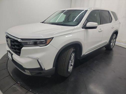 2023 Honda Pilot AWD EX-L 7 Passenger