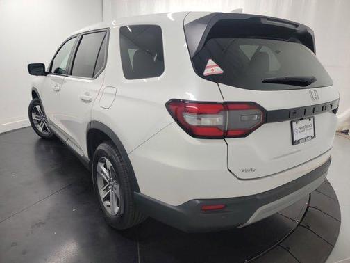 2023 Honda Pilot AWD EX-L 7 Passenger
